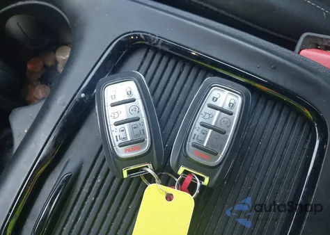 2023 Chrysler Pacifica Hybrid Touring L z USA, uszkodzony, nr VIN 2C4RC1L7XPR502950